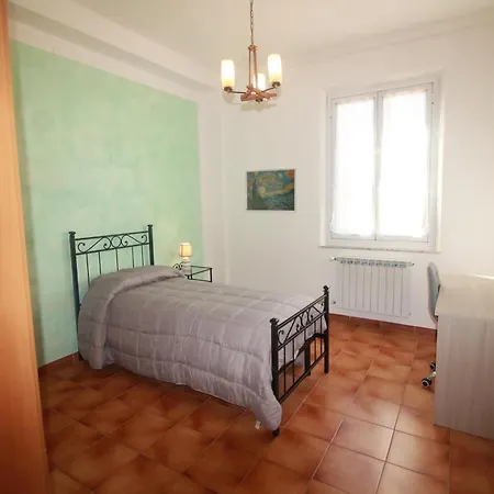 Papapeo Casa de Férias La Spezia